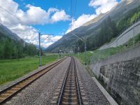 Fahrt mit dem Glacier-Express... (Täsch)