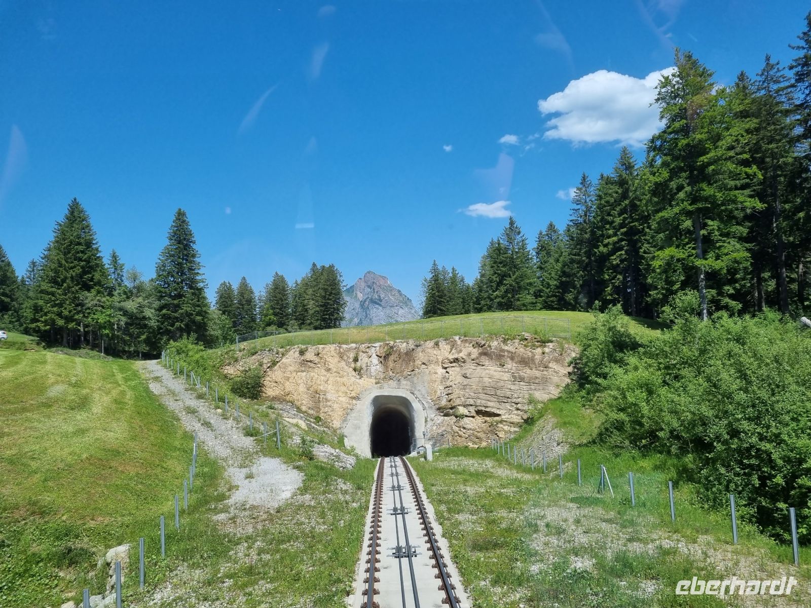 Standseilbahn Schwyz-Stoos