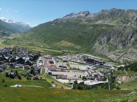 Fahrt mit dem Glacier-Express von St. Moritz nach Zermatt, Andermatt