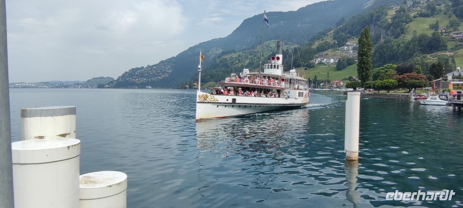 Schifffahrt auf dem Vierwaldstättersee mit dem Dampfschiff 