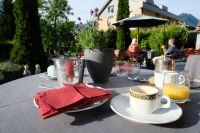Frühstück auf der Terrasse 