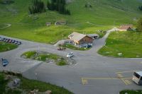 Blick vom Hotel zur Käserei