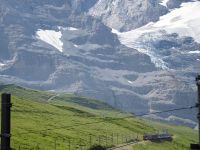 Kleine Scheidegg - die Jungfraubahn kommt