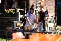 Das Raclette wird vorbereitet