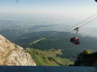 Wir verlassen den Berg mit der Seilbahn 