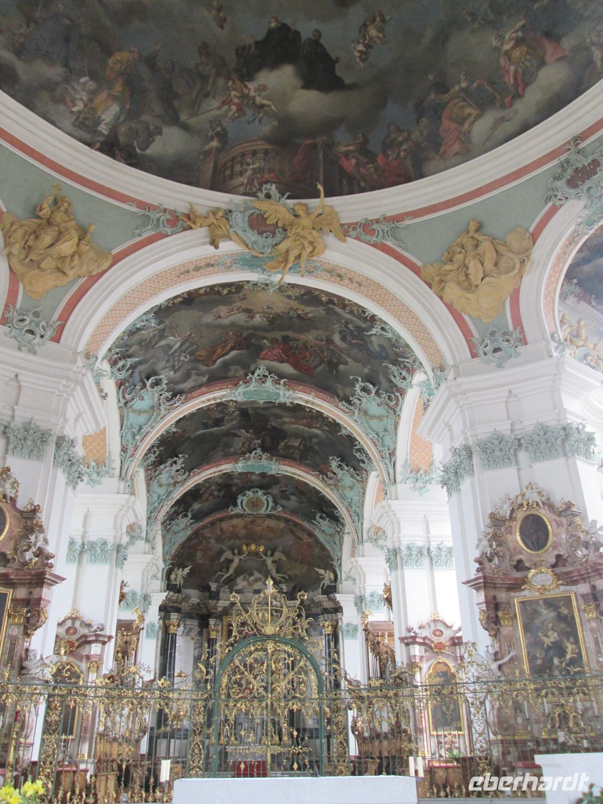 Kircheninneres, Hauptaltar