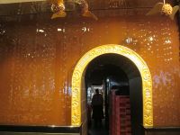 Chocolatier Bachmann: eine Wand aus Schokolade