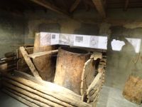 Historische Mauritius-Quellfassung im Forum Paracelsus (Bronzezeit)