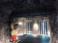 Auf dem Matterhorn Glacier Paradis, Gletscher Palast