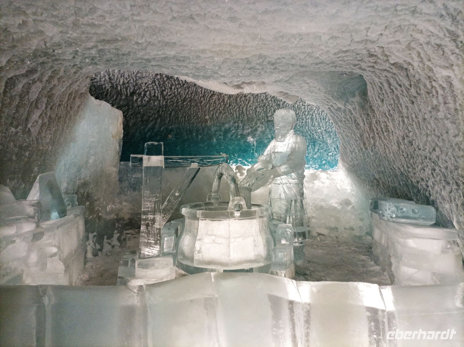 Auf dem Matterhorn Glacier Paradise, Gletscher Palast