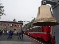 Abfahrtsglocke in früherer Zeit