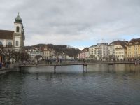 022 Luzern - Blick zur esuitenkirche und zum Nadelwehr