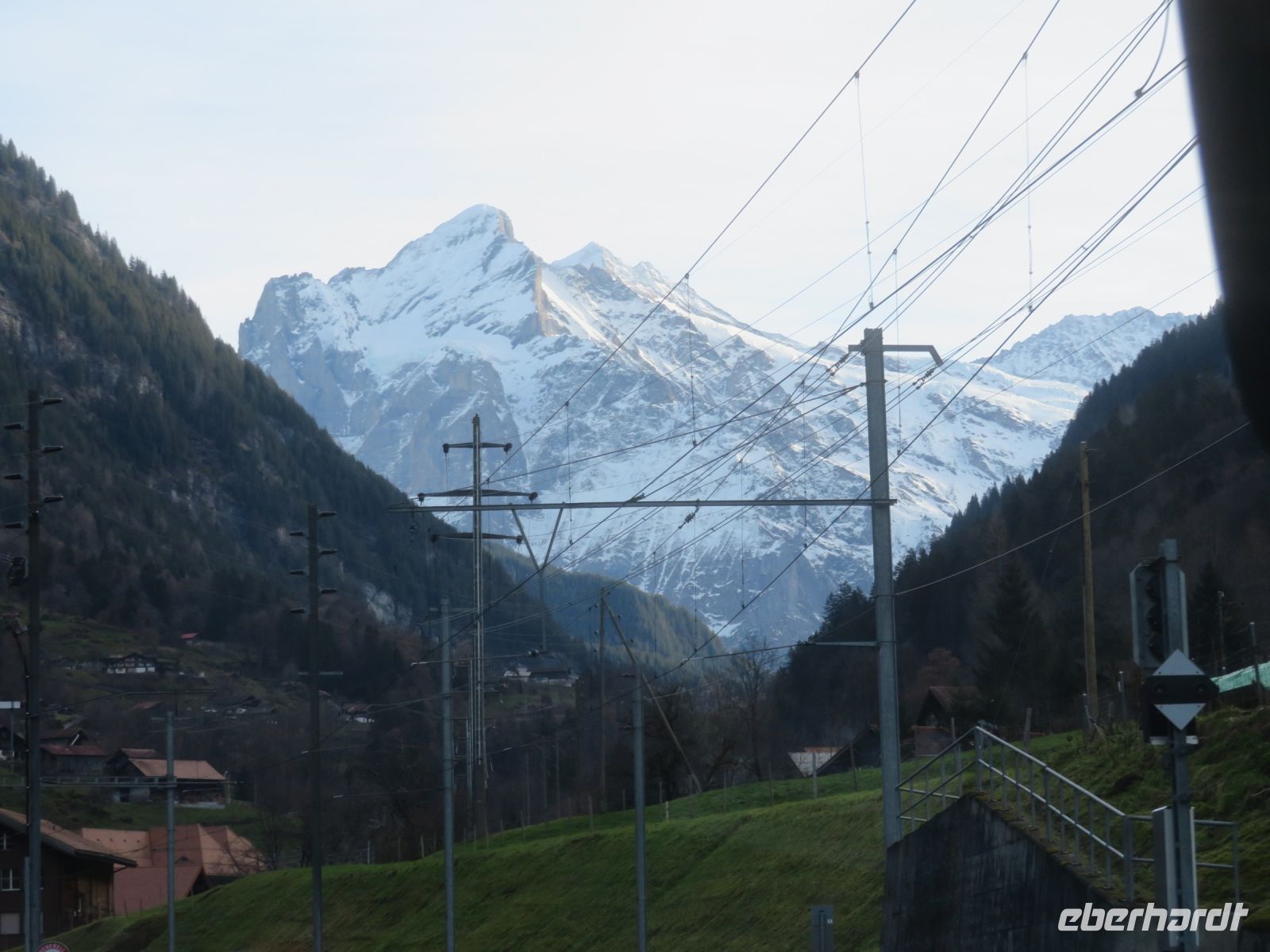 119 Lütschinental - die Jungfrau im Morgenlicht