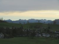 169 Morgenstimmung über den Glaner Alpen vom Hirzel gesehen