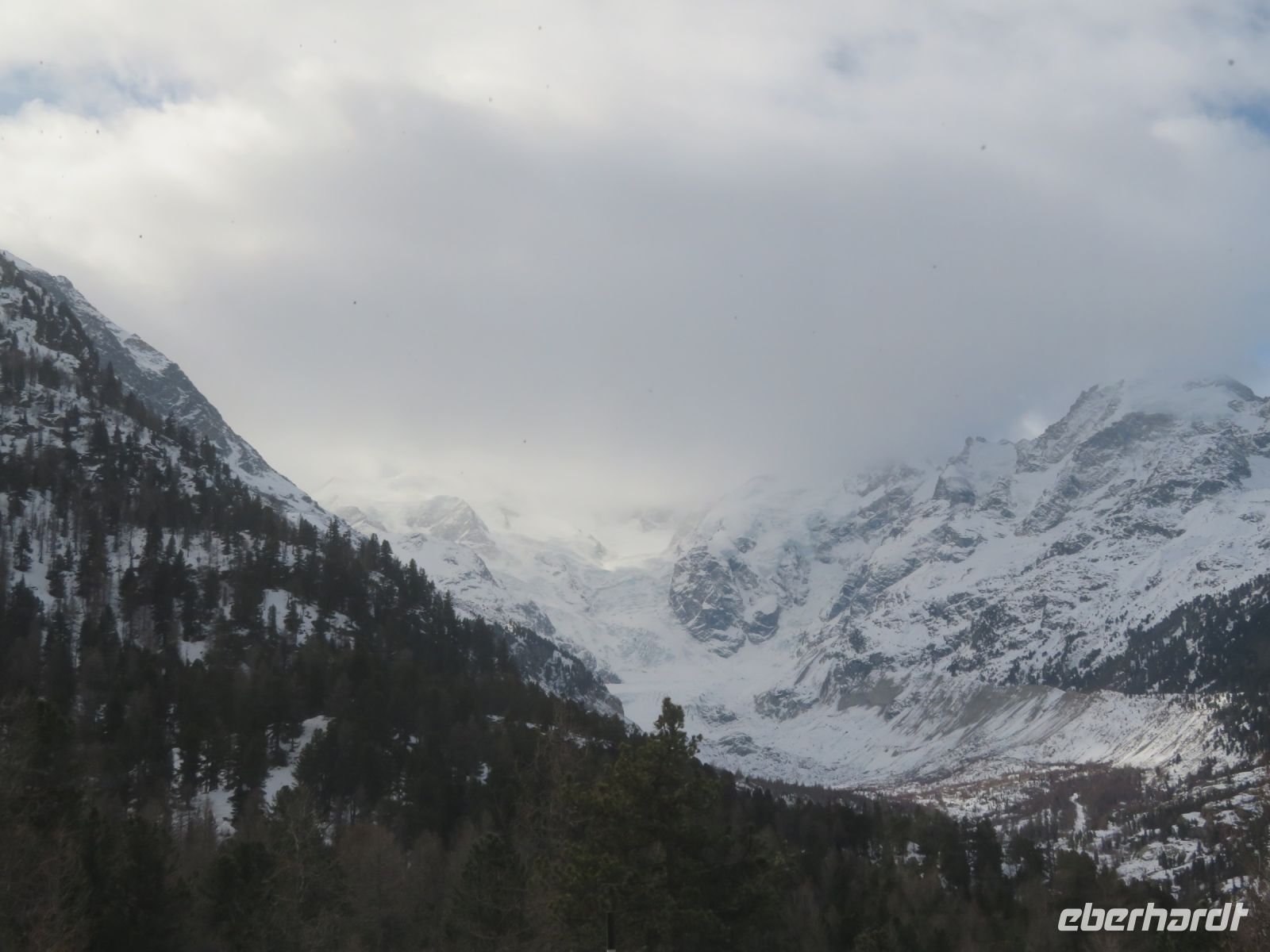 017 Fahrt mit dem Bernina-Express - Blick zum Morteratsch-Gletscher