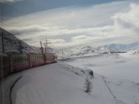 032 Fahrt mit dem Bernina-Express über den Berninapass und entlang des Lago di Bianco