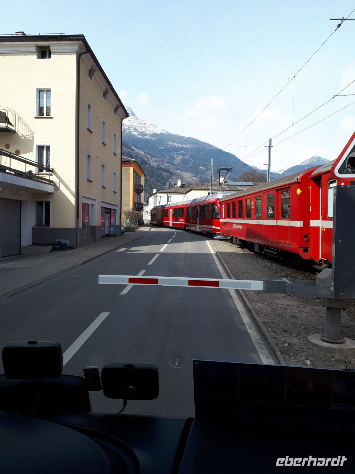 071. Rückfahrt von Tirano - der Zug wird zur Straßenbahn