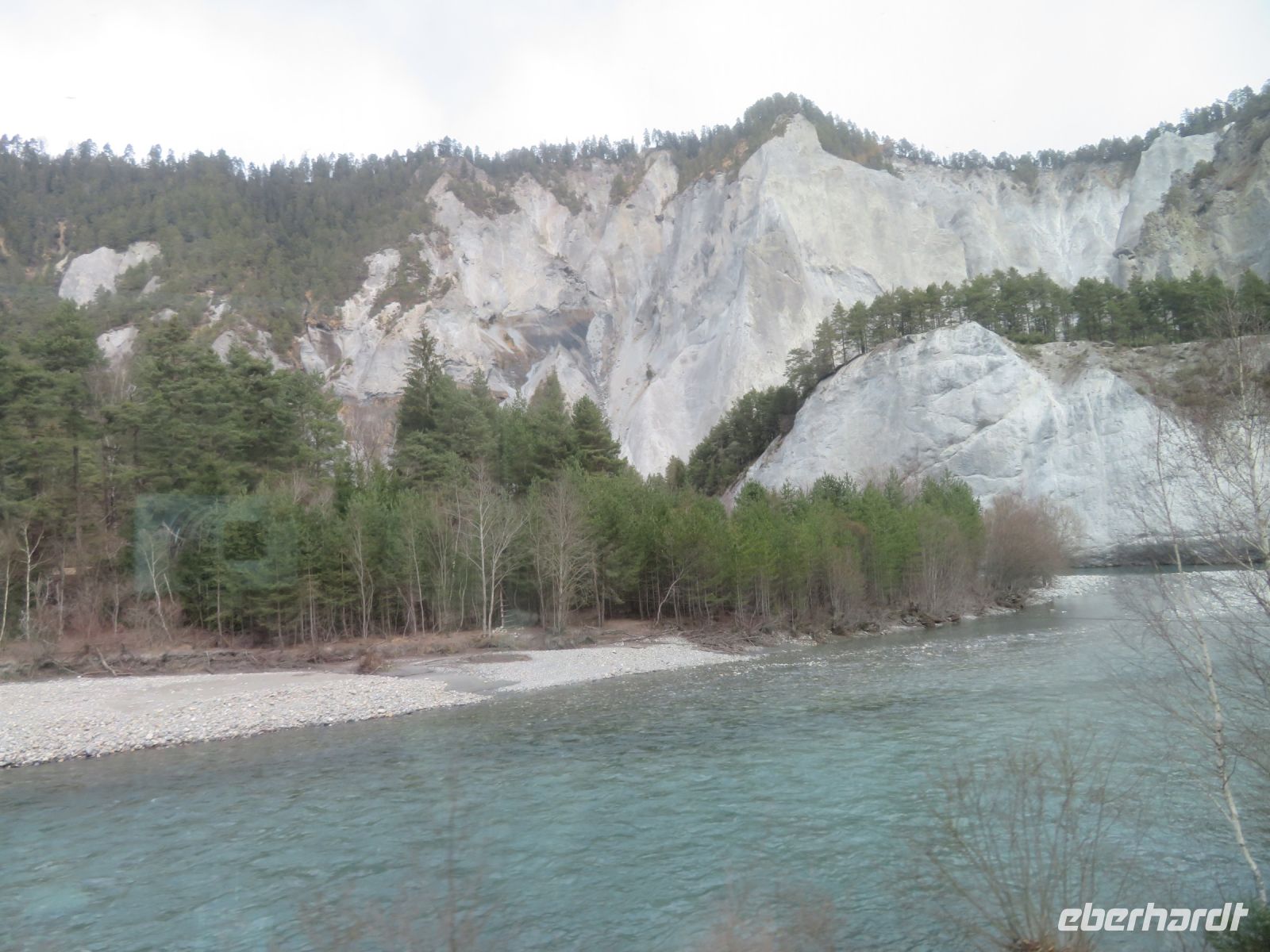 189 Fahrt mit dem Glacier-Express - Rheinschlucht