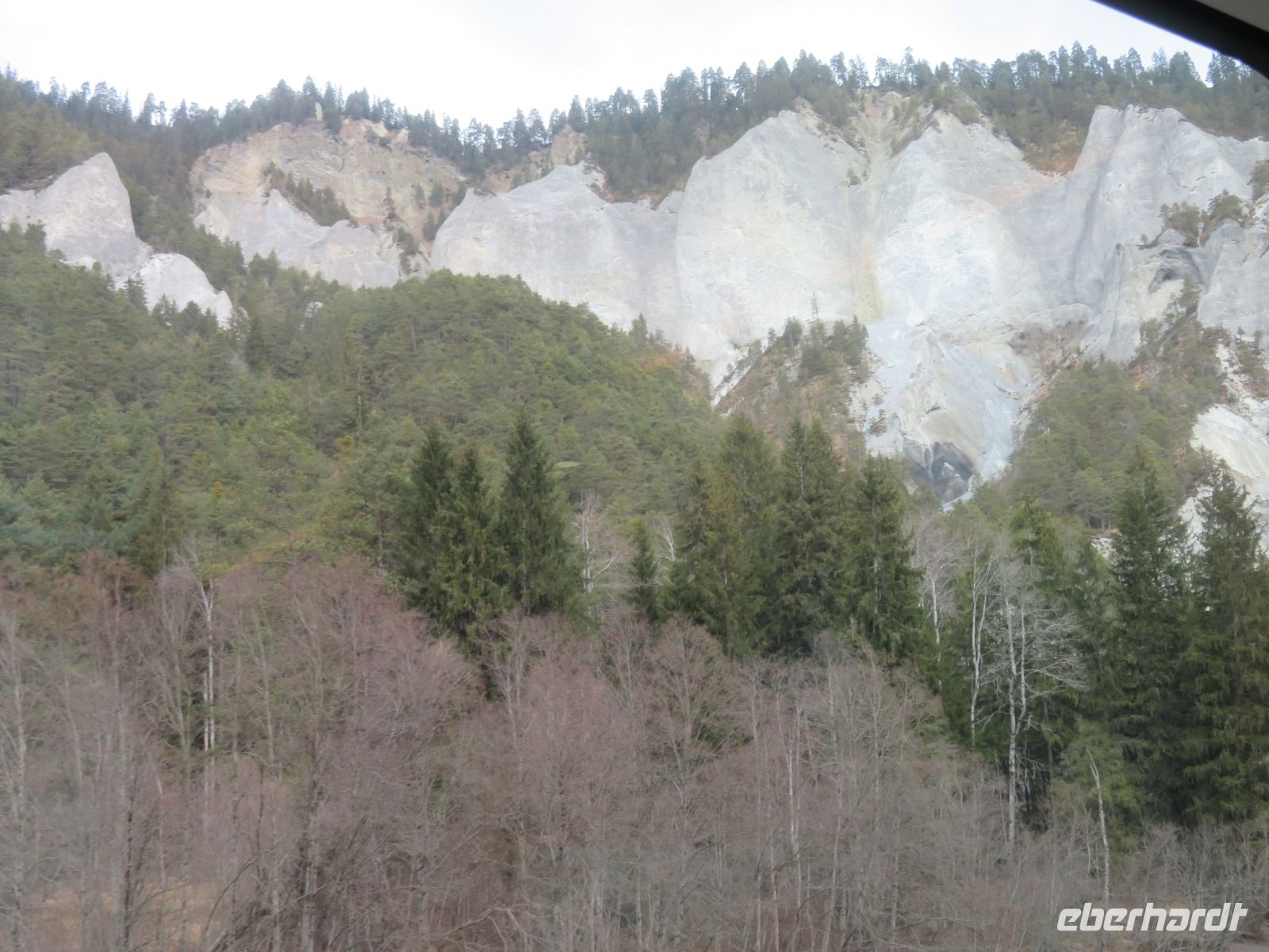 193 Fahrt mit dem Glacier-Express - Rheinschlucht