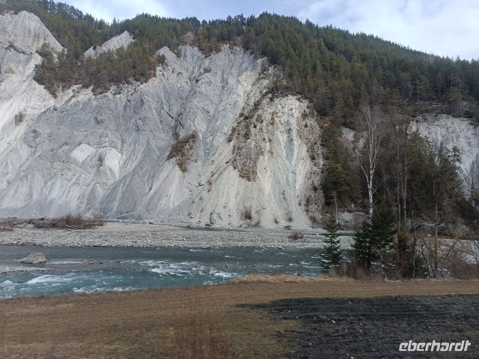 199.2 Fahrt mit dem Glacier-Express - Rheinschlucht