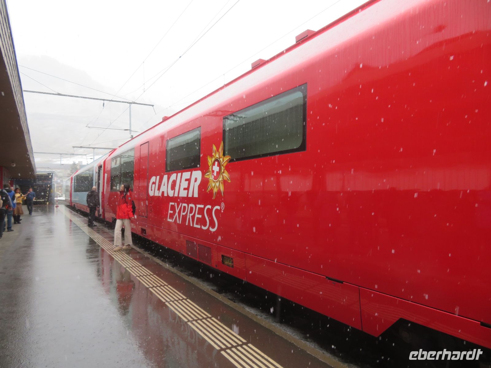 212 Fahrt mit dem Glacier-Express - Ankunft in Andermatt