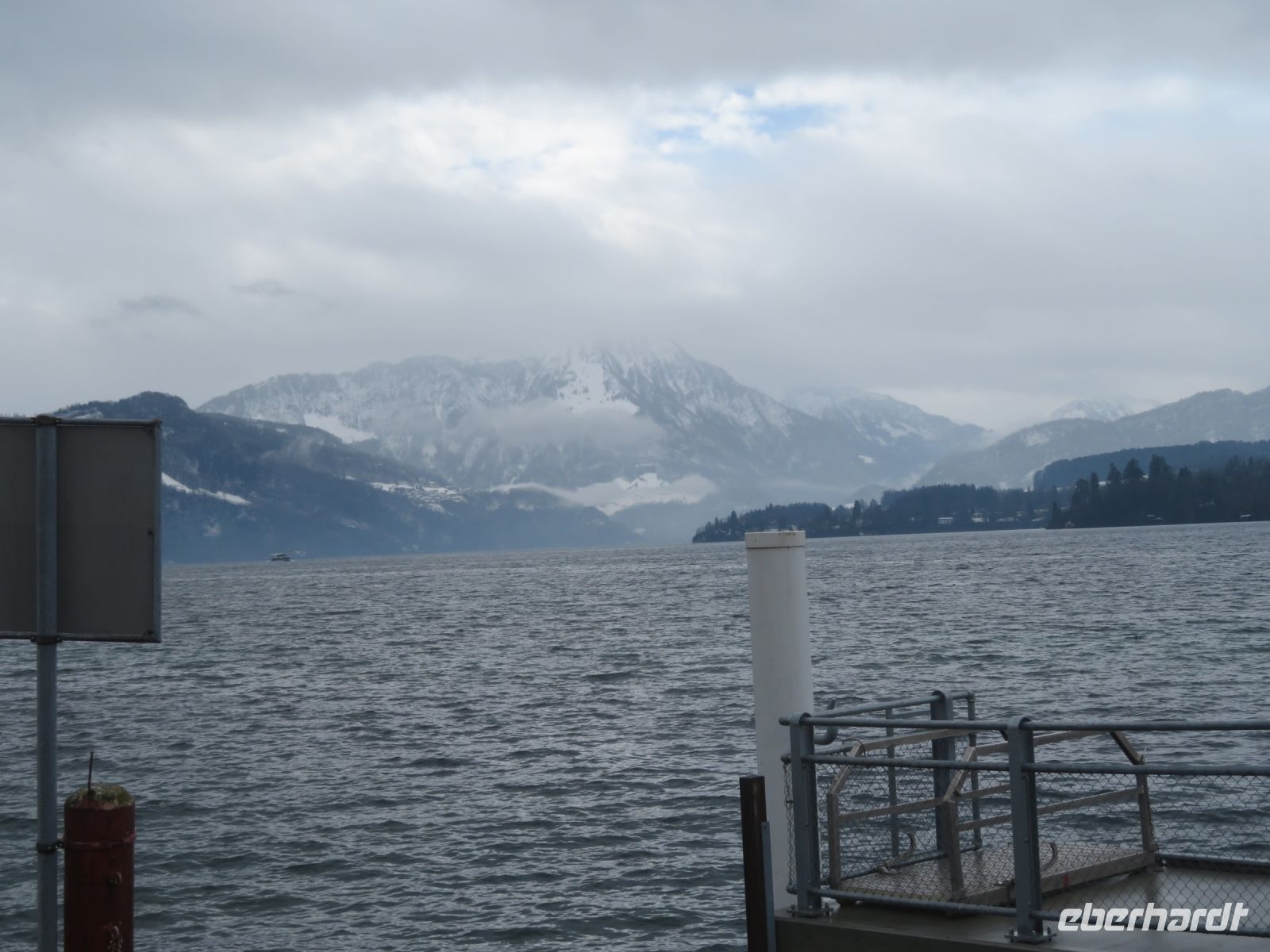 243 Blick über den Vierwaldstättersee
