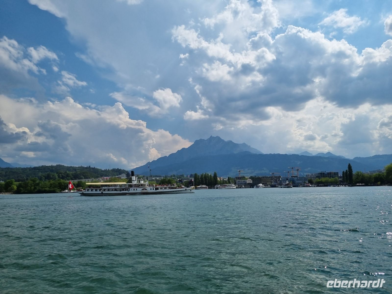 Vierwaldstättersee mit Blick zum Pilatus