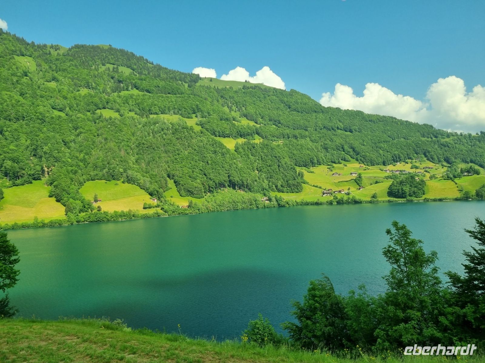 Fahrt mit dem Luzern-Interlaken Express... - Lungernsee