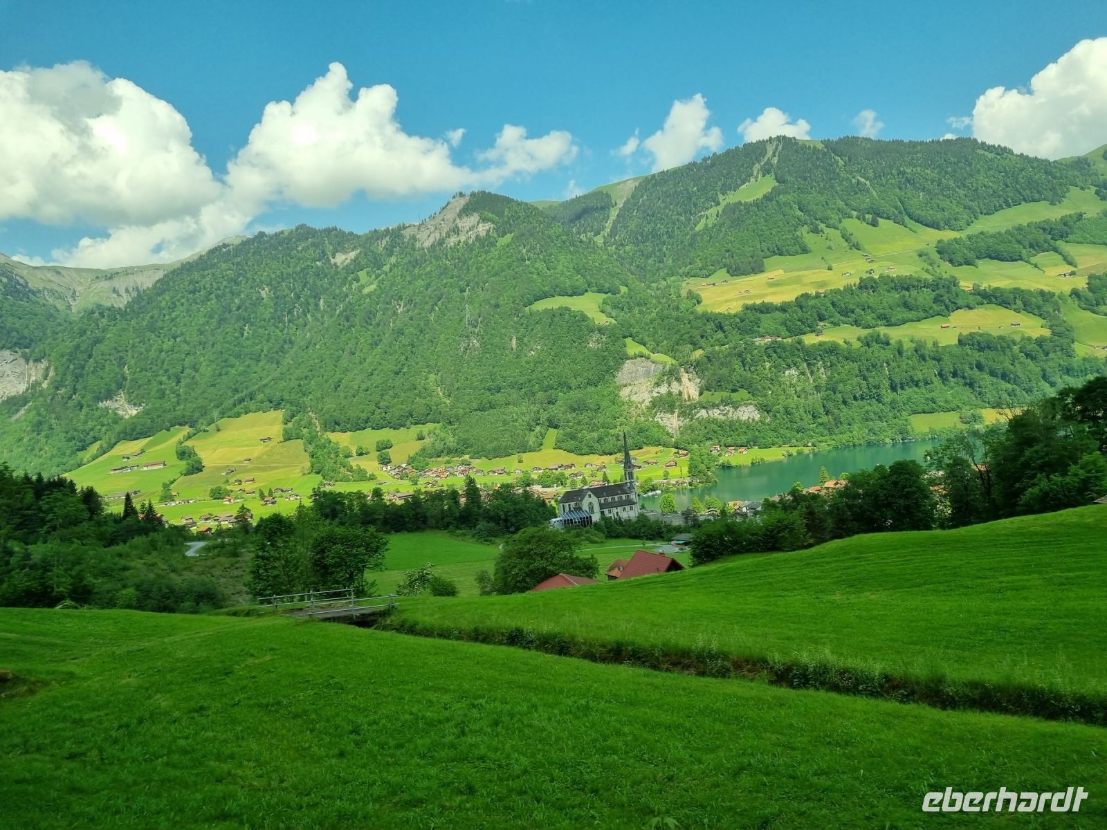 Fahrt mit dem Luzern-Interlaken Express... - vom Lungernsee zum Brünigpass...