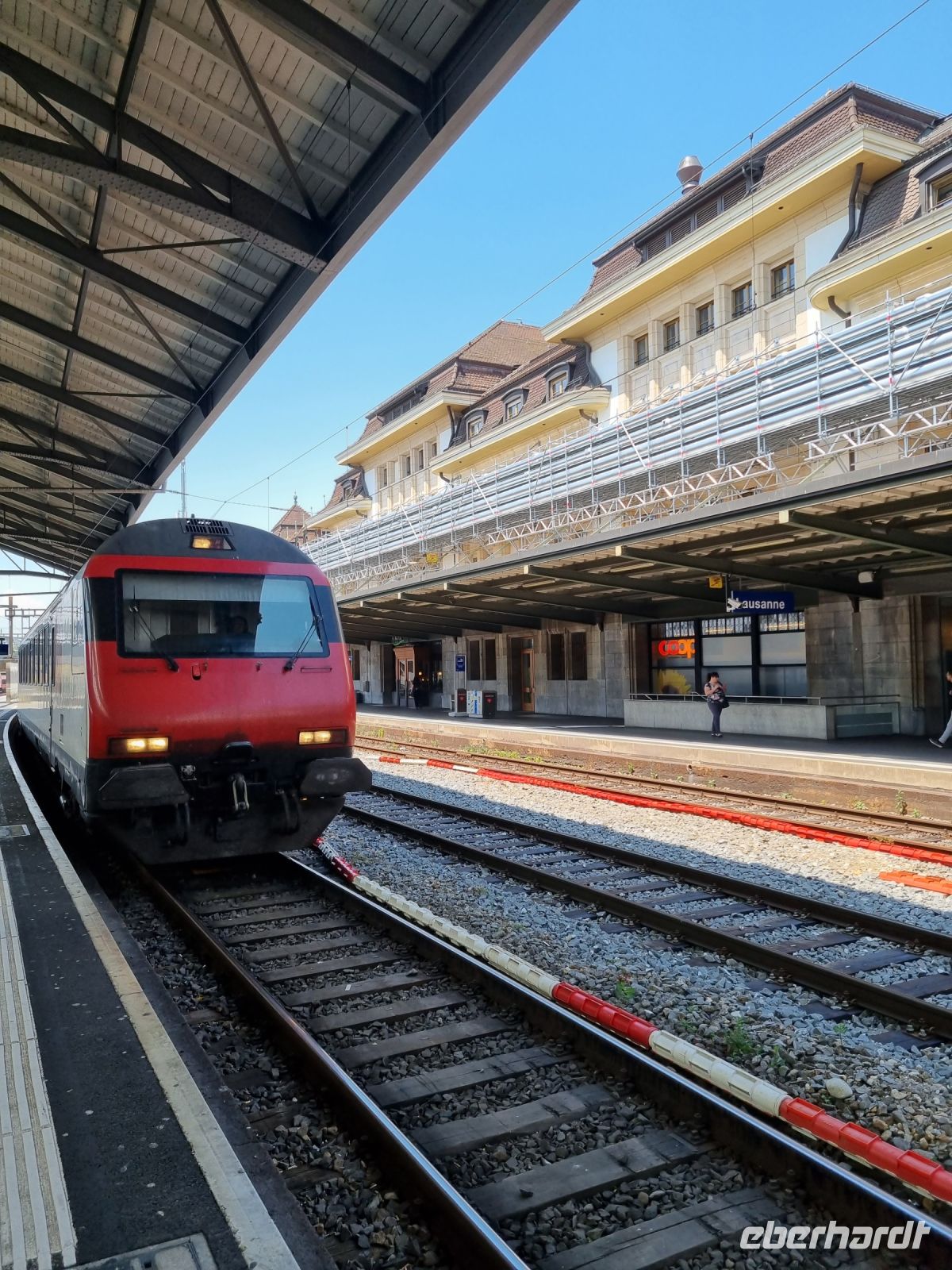 Bahnhof Lausanne - Weiterfahrt mit dem Zug nach Visp...