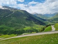 Fahrt mit dem Glacier-Express - von Andermatt hinauf zum Oberalppass...
