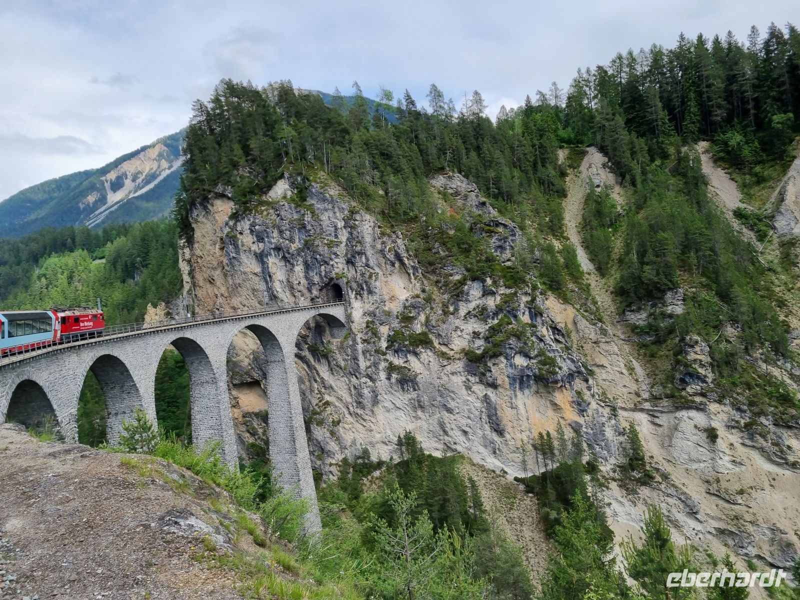 Fahrt mit dem Glacier-Express - Landwasserviadukt 