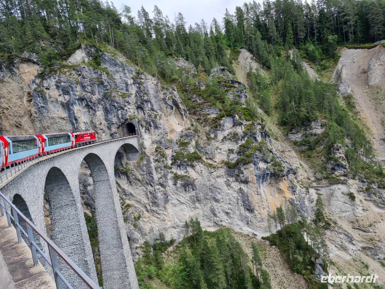 Fahrt mit dem Glacier-Express - Landwasserviadukt 