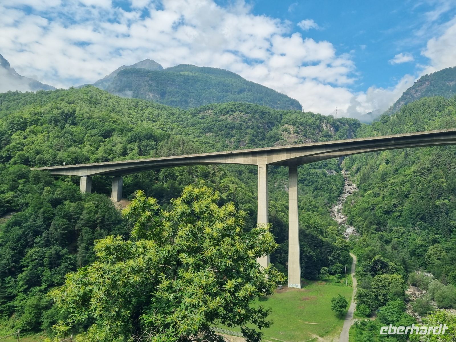 Fahrt mit dem Gotthard Panorama Express...