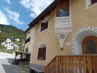 Zuoz-Engadiner Haus, Schmuckerker