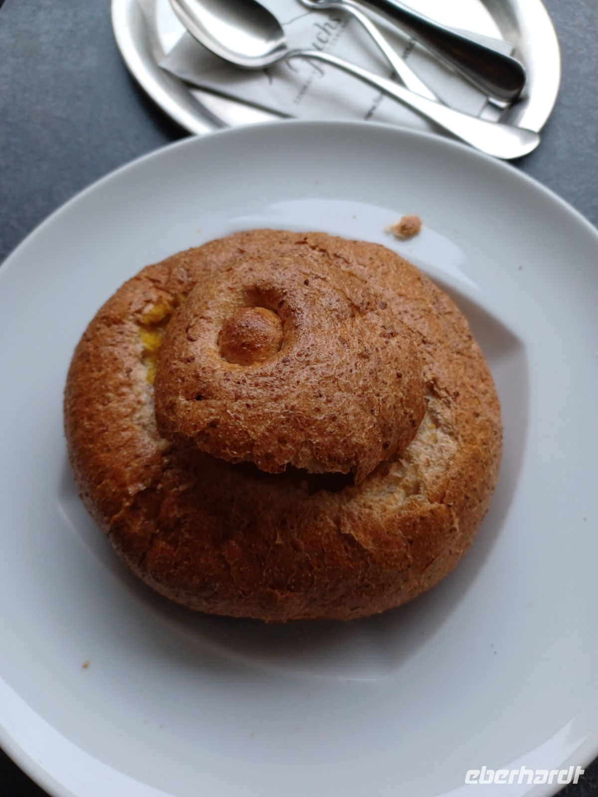 Röggeli mit Deckel...