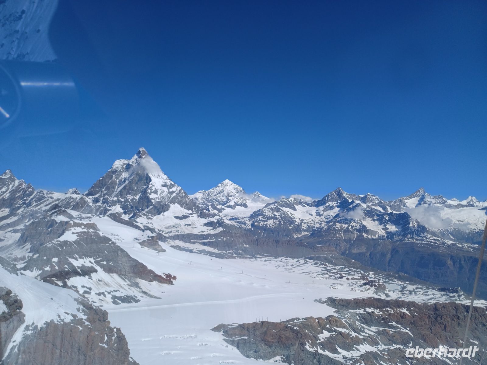Blick vom Kleinen matterhorn- 3883 m ü.M.