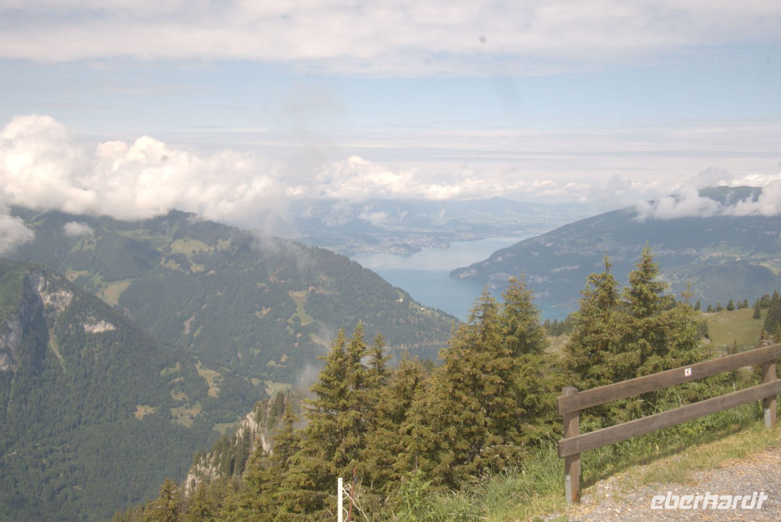 Blick zum Thuner See