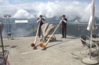 Begrüßung durch Alphornbläser