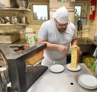 Ein Raclette entsteht