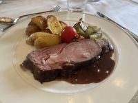 Rosa gebratener Kalbsrücken - Pilatus