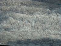 ... das langsam zum Gletschermund fließt.