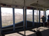 Es gibt nichts Schöneres, als mit der Gondel durch die Landschaft zu fahren.