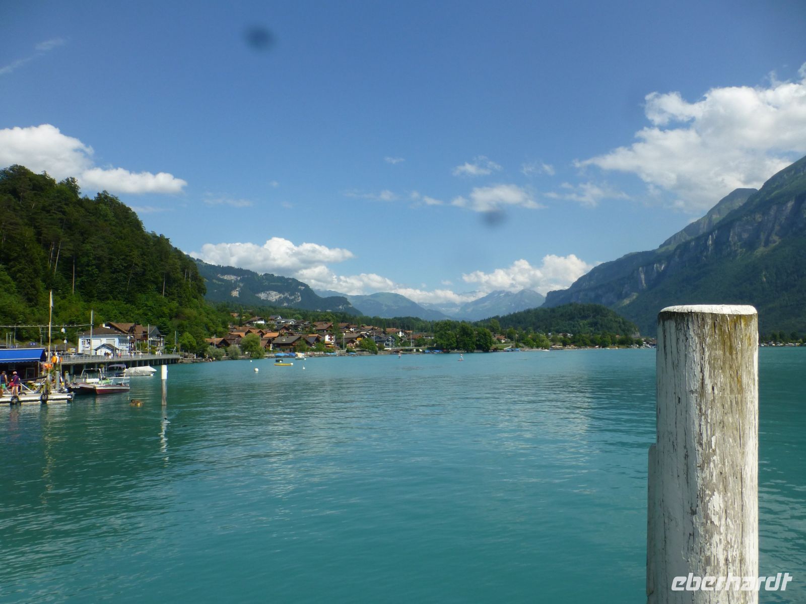 Der Brienzer See lädt zum Baden ein.