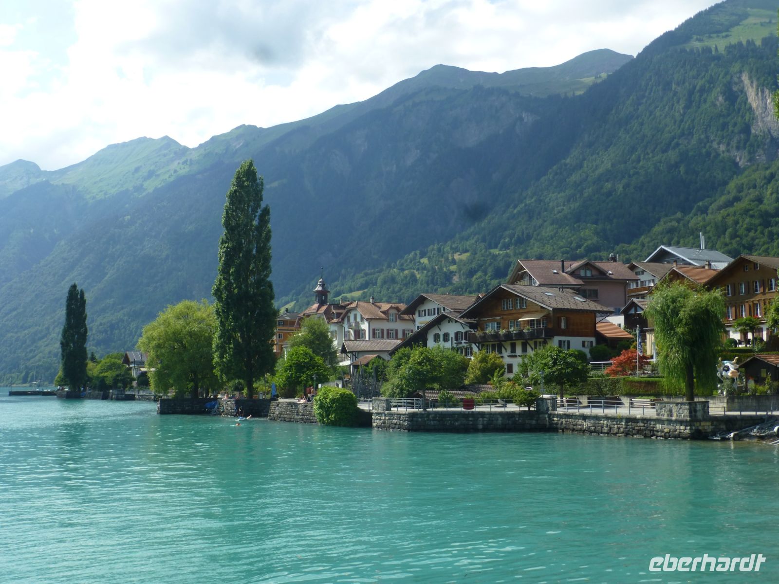 Brienz ist wunderschön gelegen und idealer Ausgangsort.