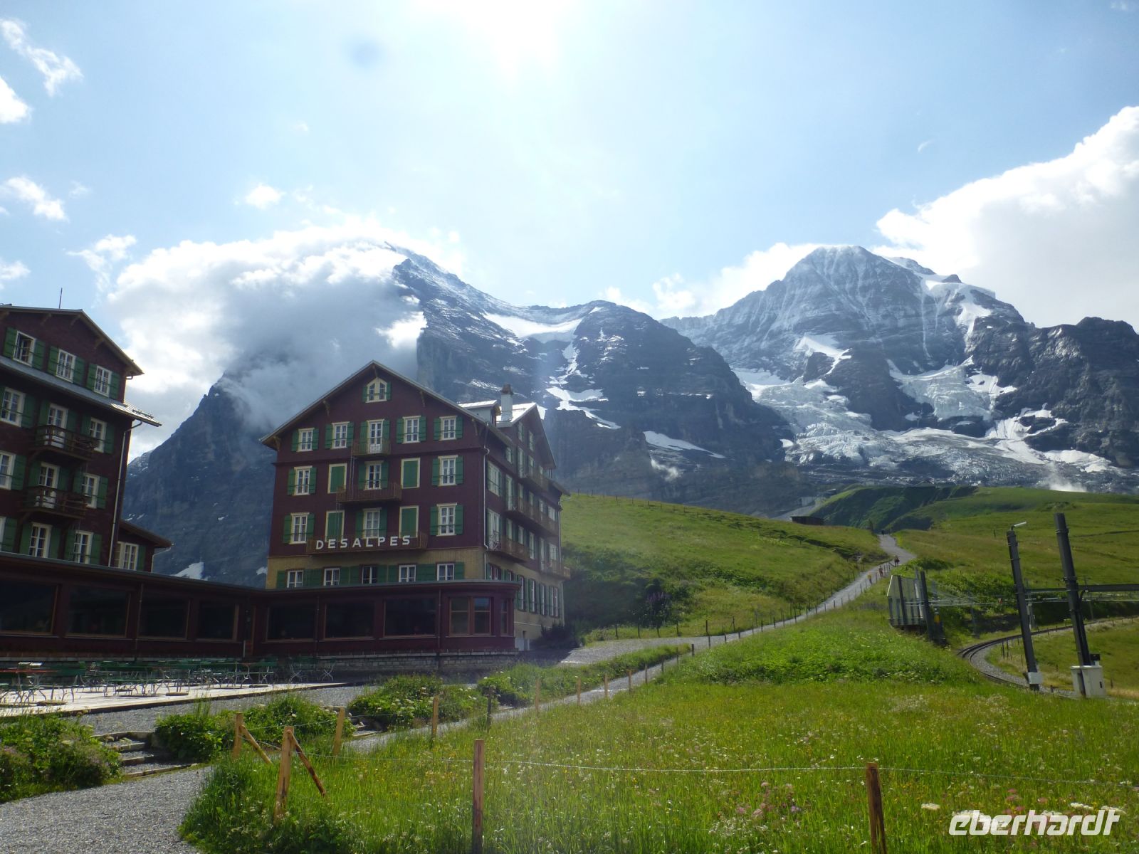 Und hier der Eiger mit Mönch. Wie schön, dass wir diesen Blick hatten.