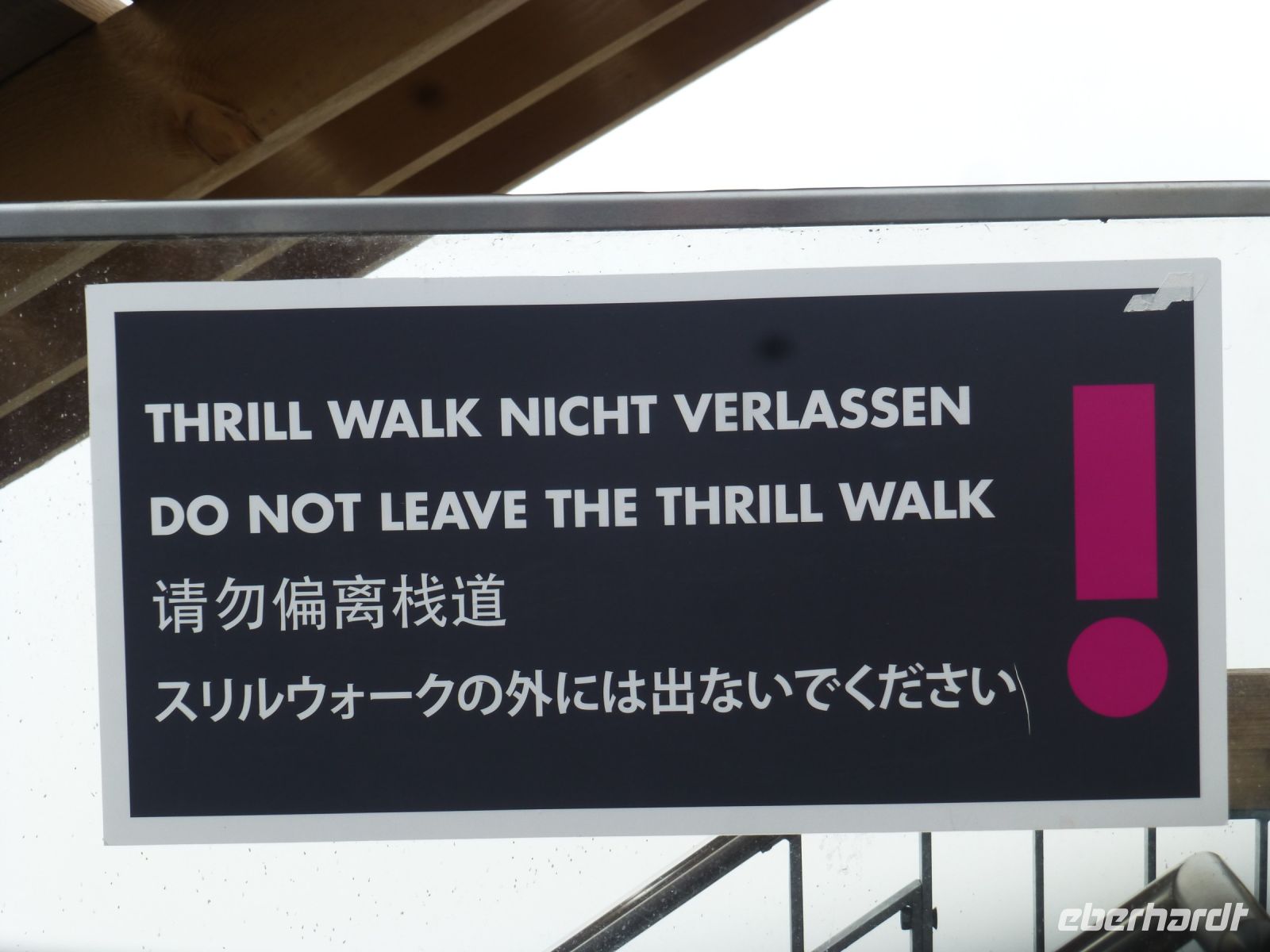 Wo sollte man auch anders hingehen als auf dem Weg zu bleiben?