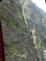 Der Mürrenbachfall ist der höchste Wasserfall der Schweiz.
