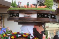 120 Urnäsch Silvester-Chläuse - die Schönen