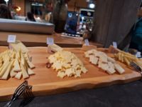 266 Säntis-das Hotel - Käsebuffet